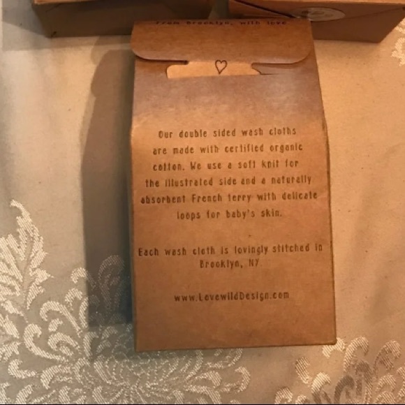 New in Box Free People x Lovewild Breast Wreath Washcloth set - Picture 11 of 11